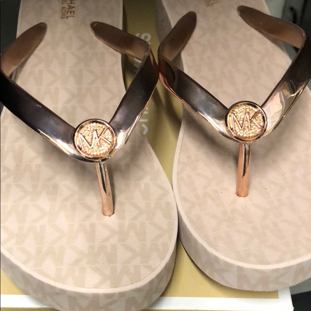 Rose Gold Michael Kors Flipflop
